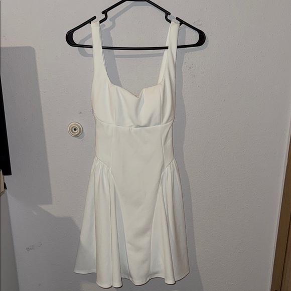 3/$10Honey and Rosie White Sleeveless Sweetheart Mini Dress - Picture 1 of 4